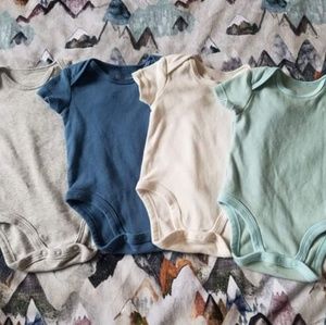 Baby bodysuits